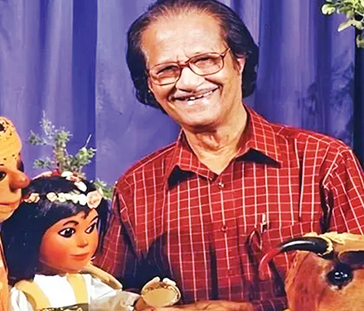 পারুলের শিল্পীভাই- সকলের মুস্তাফা মনোয়ার স্যার : মাহমুদা আখতার