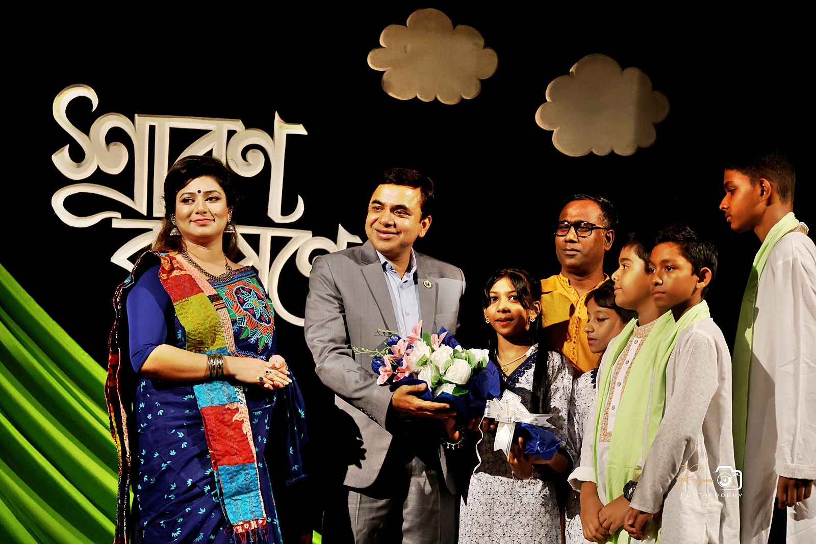 ঢাবি নাটমণ্ডলে কাব্যকুহুকের ‘শ্রাবণ বরিষণে’: নান্দনিক বর্ষা উদযাপন